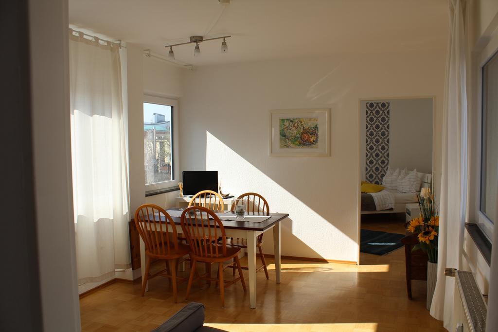 B&B My Place Mit Fruehstueckspaket - With Breakfastbox Frankfurt am Main Kamer foto